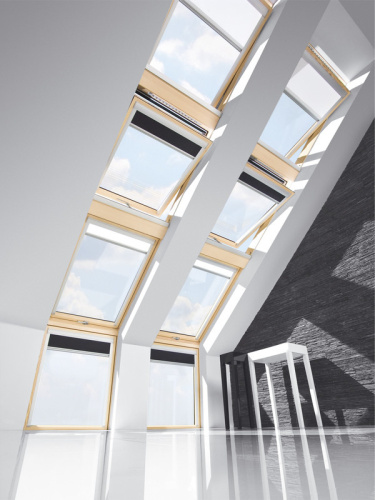Окно мансардное дерево, лак ручка снизу Fakro FTP-V U5+ (CH Китай) Profi 66*118см фото 6