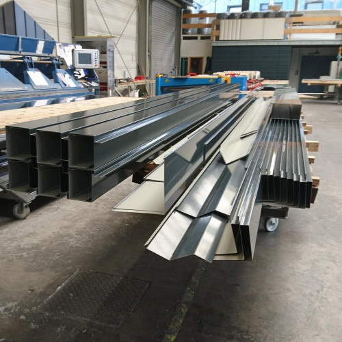 Откос оконный, дверной простой оцинкованный c порошковым покрытием 0,55мм RAL 1028 фото 7 Откос оконный, дверной простой оцинкованный c порошковым покрытием 0,55мм RAL 1028 фото 7