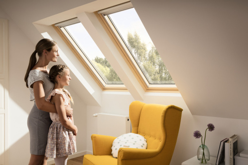 Окно мансардное дерево, лак ручка сверху Velux GZL MK04 1051 Комфорт WoodLine 78*98см фото 5