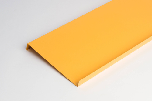 Отлив оконный оцинкованный c порошковым покрытием 0,45мм RAL 1032