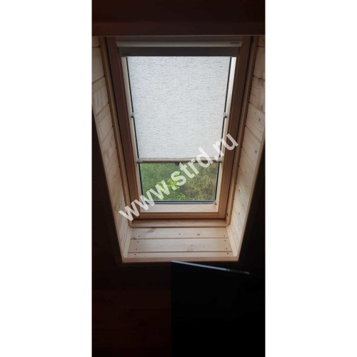 Окно мансардное дерево, лак ручка снизу Velux GLL MK08 1061B Дизайн WoodLine 78*140см фото 3