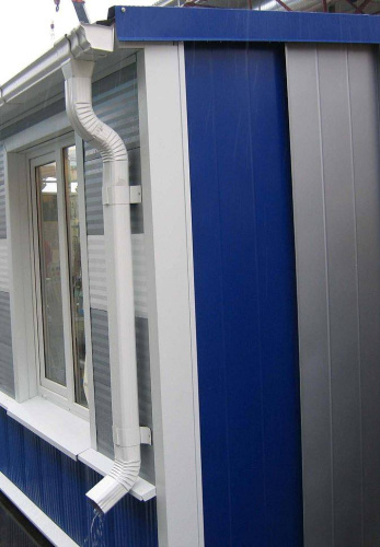 Крепление прямоугольной водосточной трубы полиэстер Grand Line Vortex под кирпич RAL 3005 фото 3
