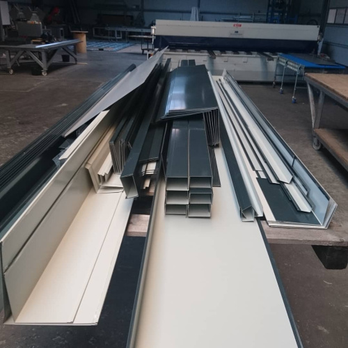 Откос оконный, дверной простой оцинкованный c порошковым покрытием 0,7мм RAL 5014 фото 5