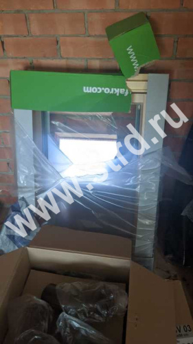 Окно мансардное дерево, лак ручка снизу Fakro FTP-V U3 WiFi Lux 66*98см фото 14