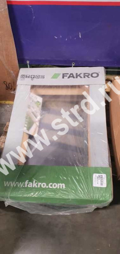 Окно мансардное дерево, лак ручка снизу Fakro FTP-V (CH Китай) Profi 66*140см фото 17