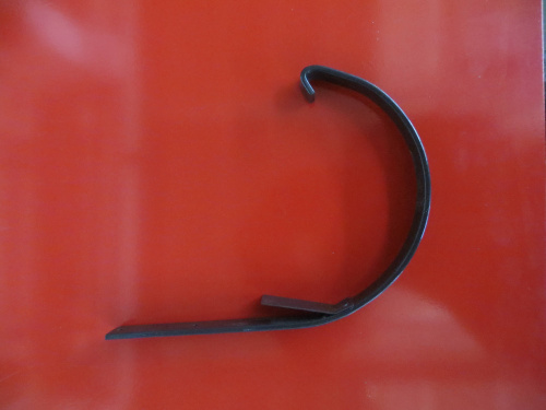 Крепление желоба водосточного оцинкованное ф110х200мм