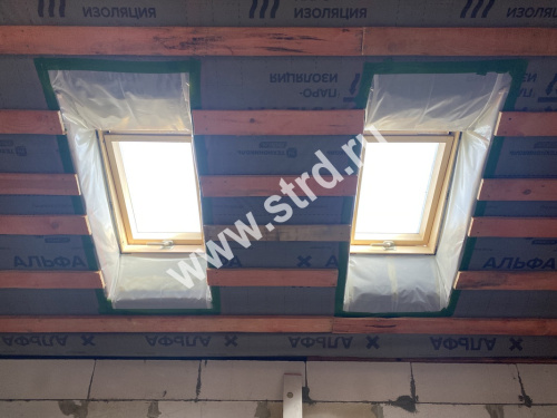 Окно мансардное дерево, лак ручка снизу Fakro FTS-V U2 (V22) Standart 66*118см фото 10